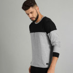 Men Grey Melange & Black Colourblocked T-shirt